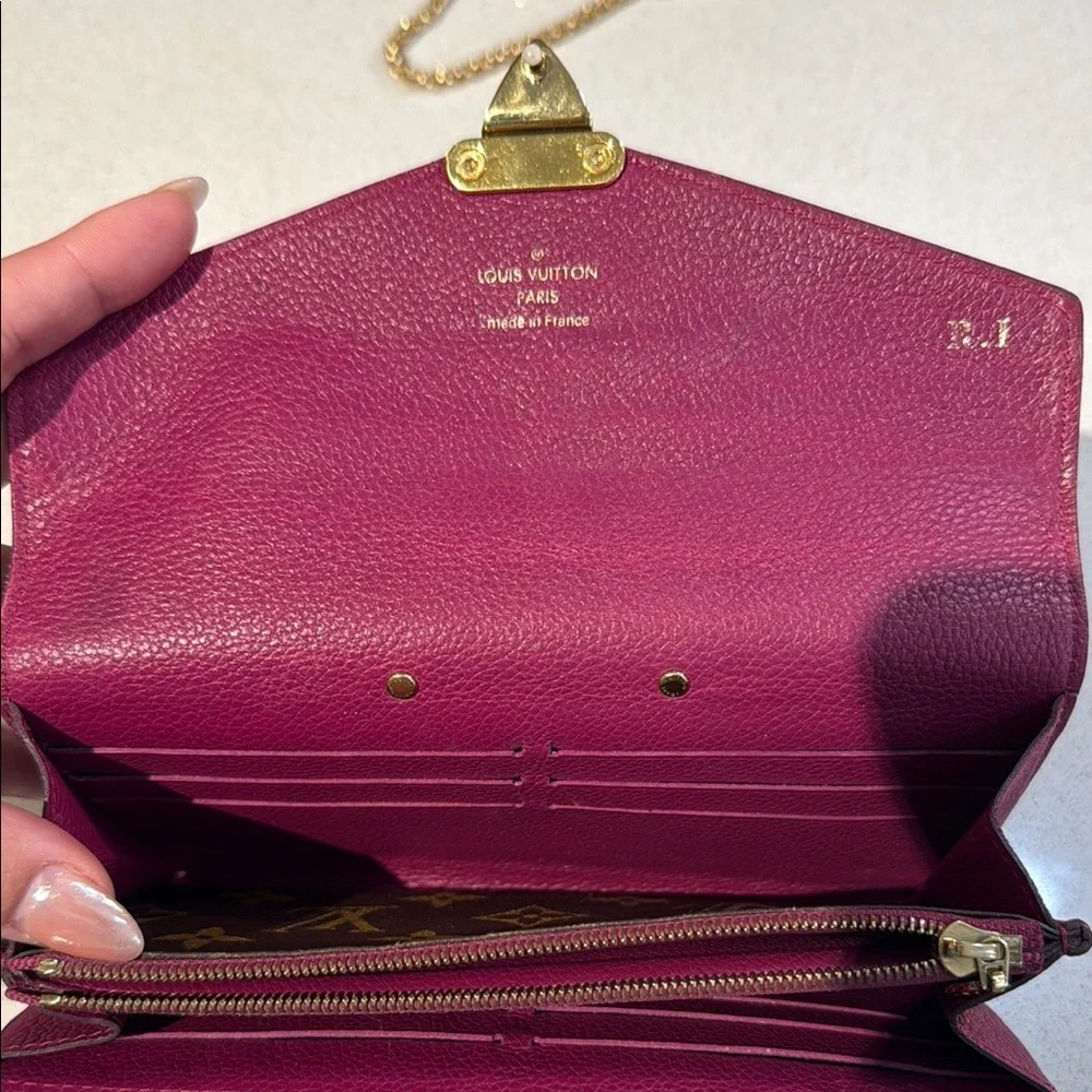SOLD! Louis Vuitton Pink and Brown Women's Wallet - Picture 8 of 11